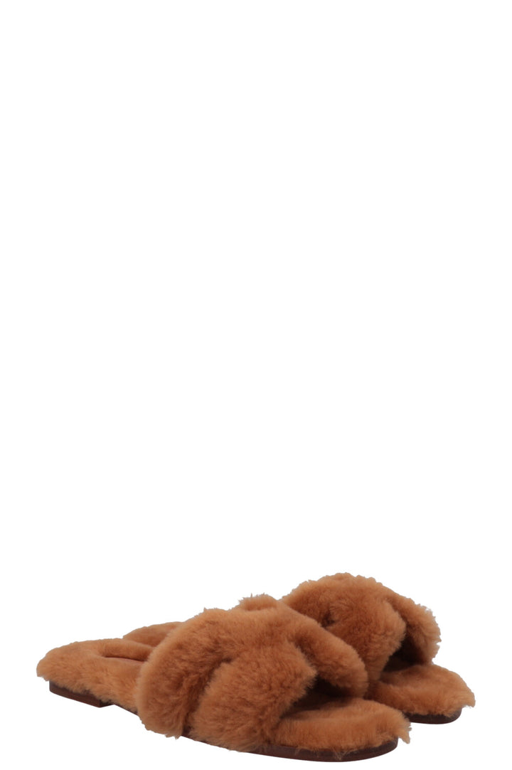 HERMÈS Oran Plates Fourrure Naturel