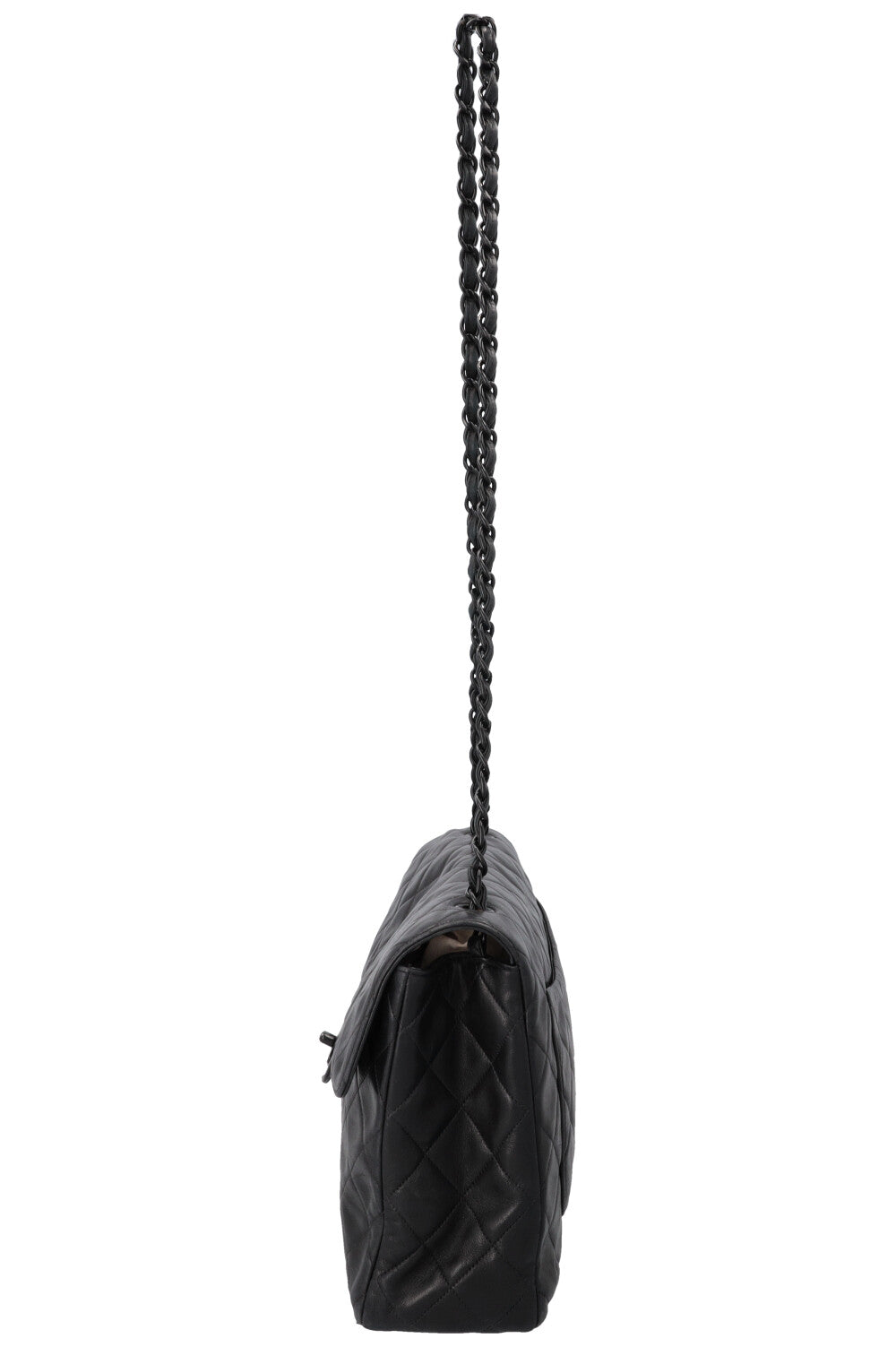 Sac à rabat classique simple et intemporel Jumbo de CHANEL, noir