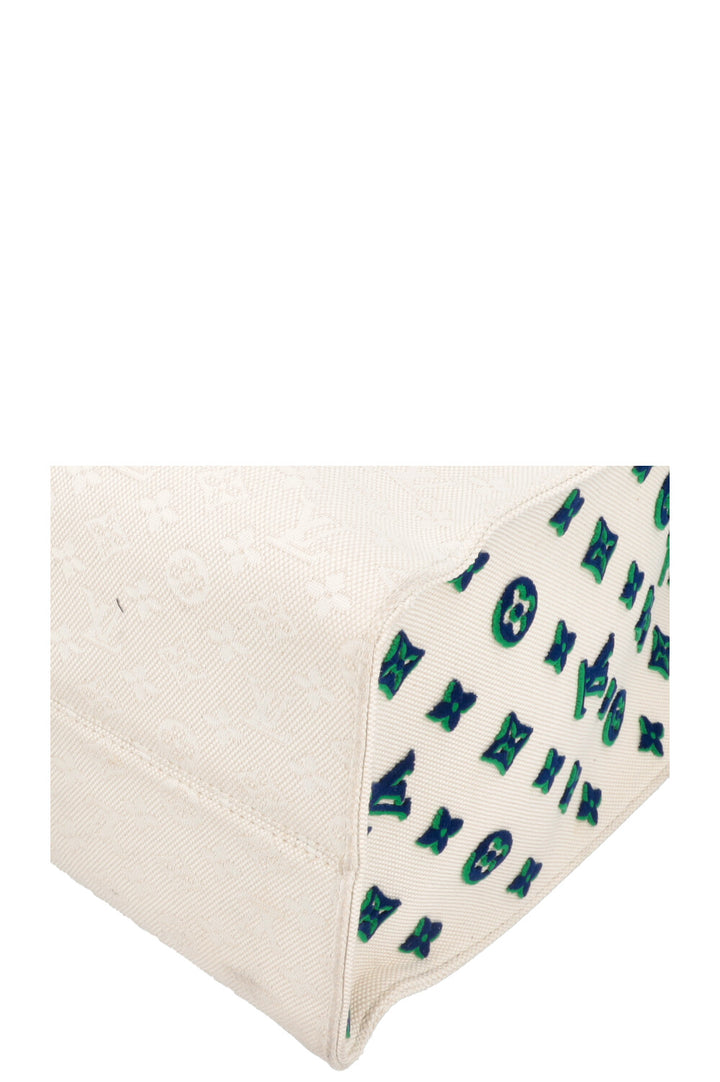 LOUIS VUITTON 2022 OnTheGo Sylt Tote Bag Canvas