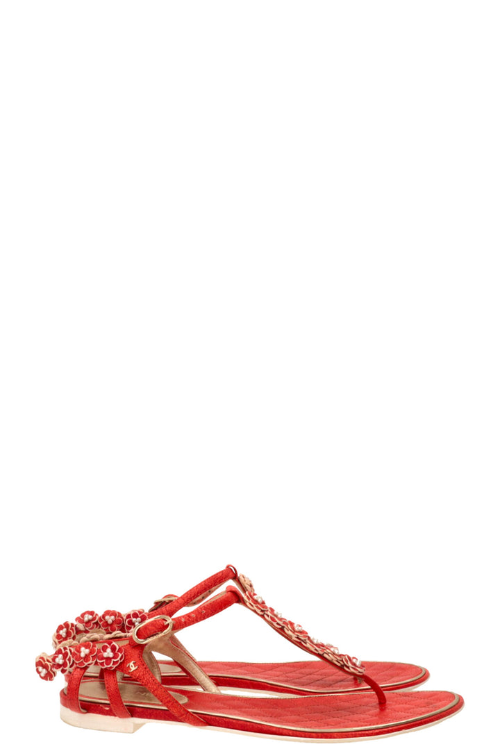 CHANEL Tongs Camélia Orange