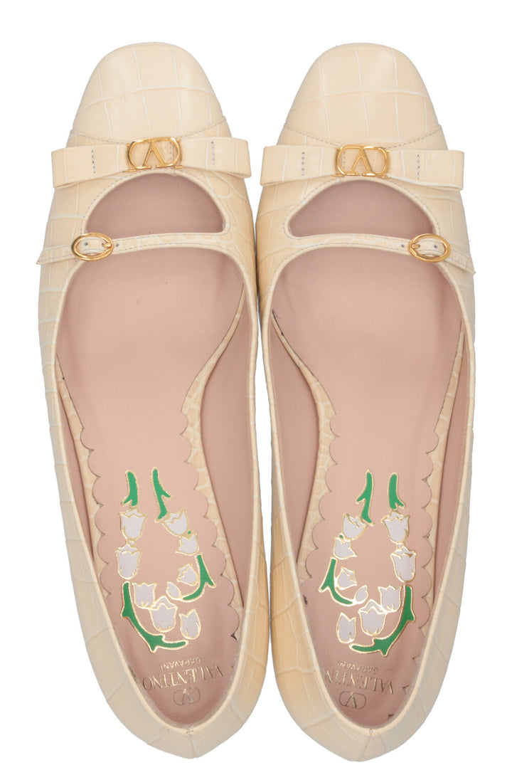 VALENTINO Bowow Square Toe Pumps Beige