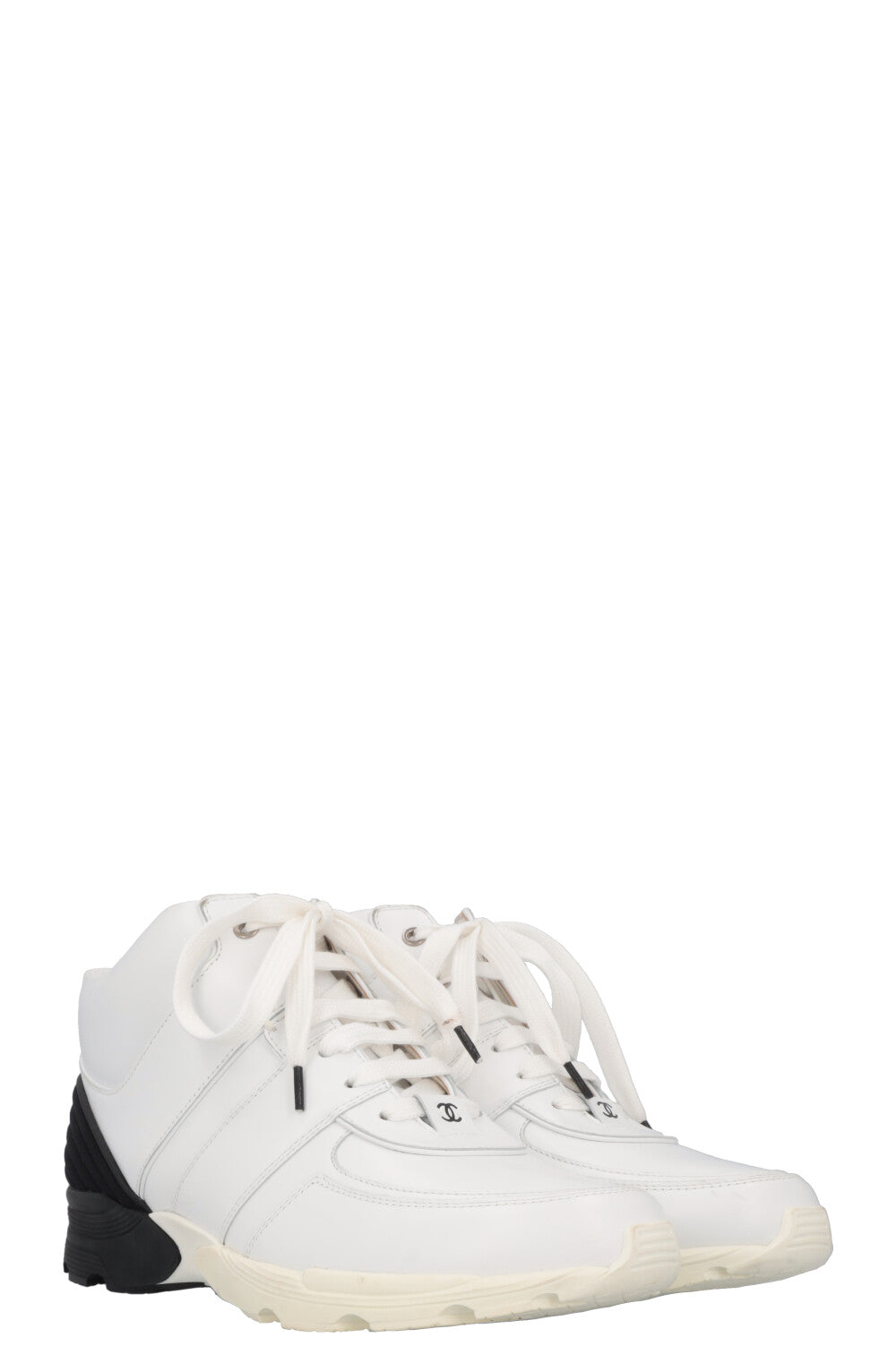CHANEL High Top Sneaker Leather White Black