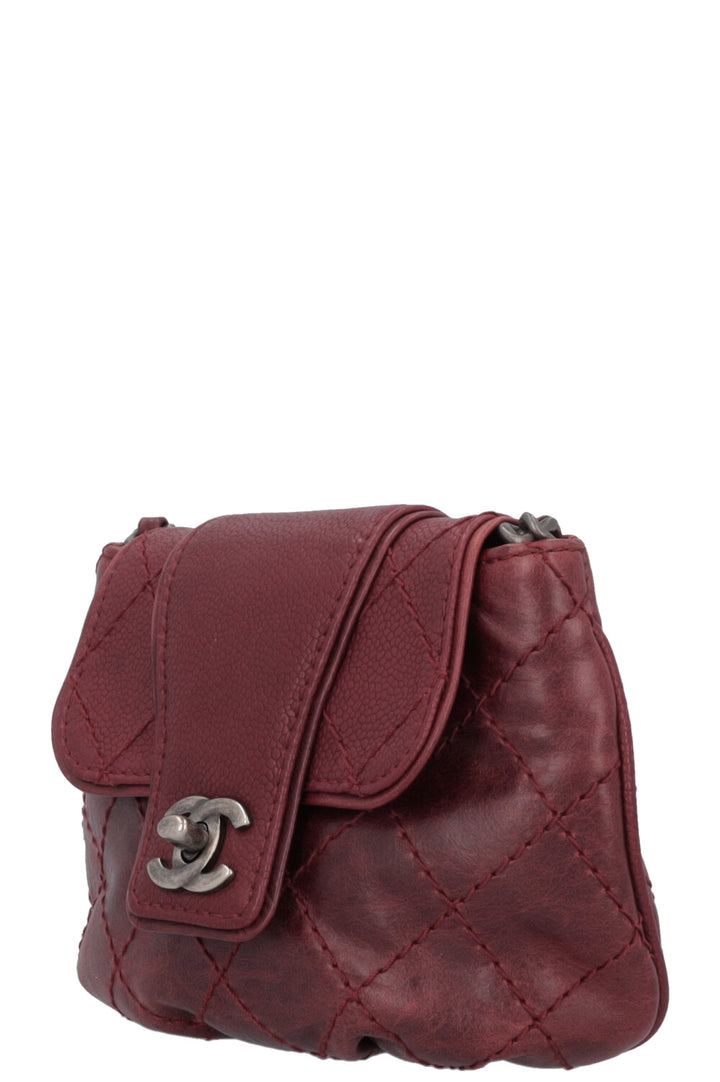 CHANEL Mini Bubble Bag Leather Bordeaux