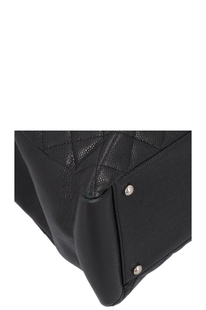 CHANEL GST XL Tote Bag Caviar Black