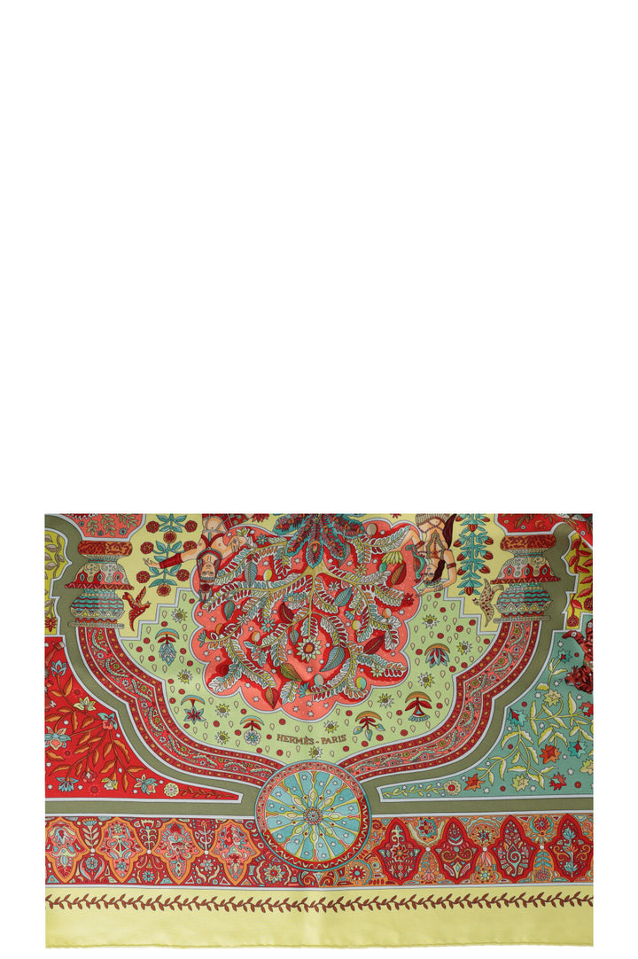 HERMÈS Aux Portes Du Palais Carré 90 Silk Yellow
