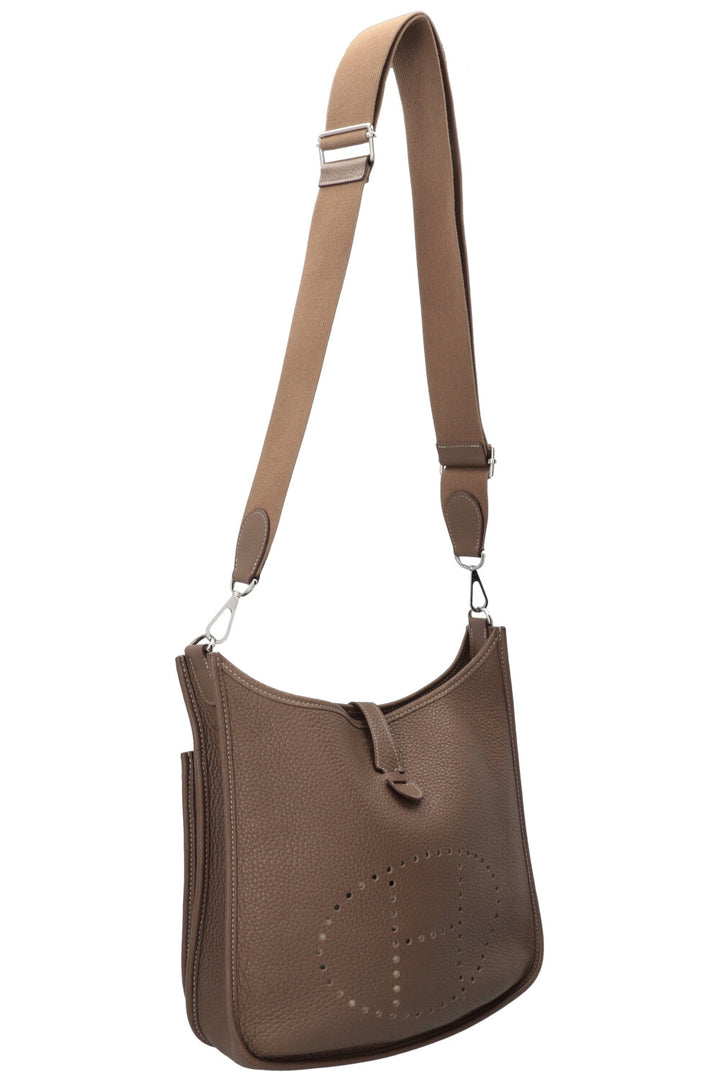 HERMÈS Evelyne III PM Clemence Etoupe