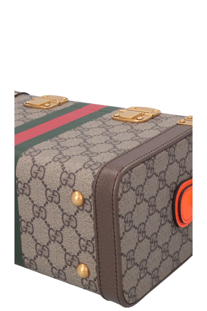 GUCCI Savoy Beauty Case Bag Supreme GG
