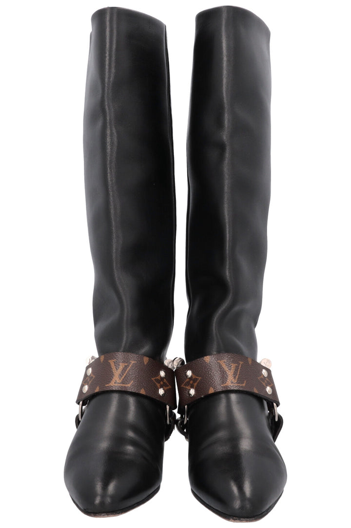 LOUIS VUITTON Boots Black
