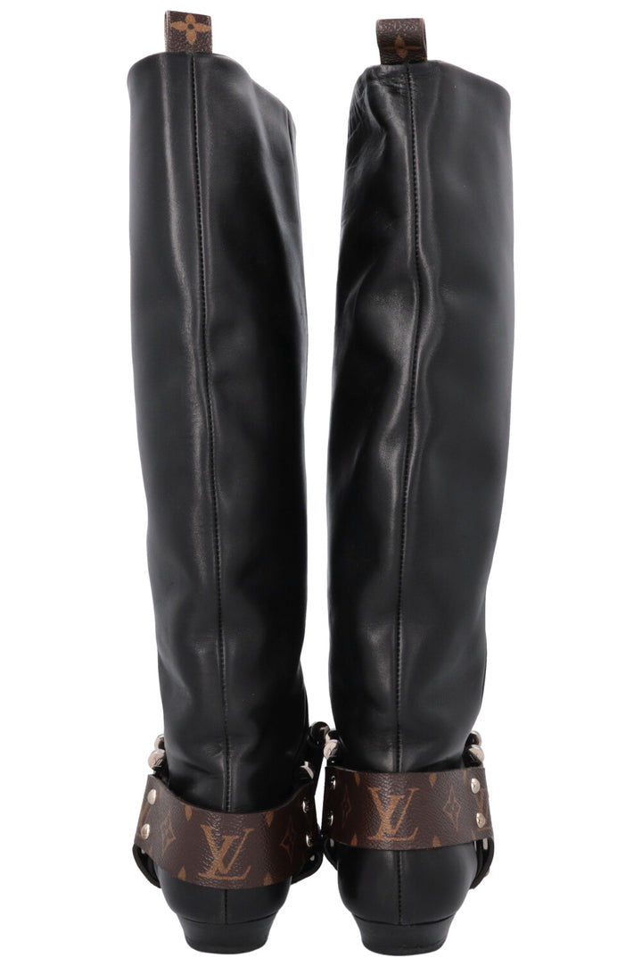 LOUIS VUITTON Boots Black