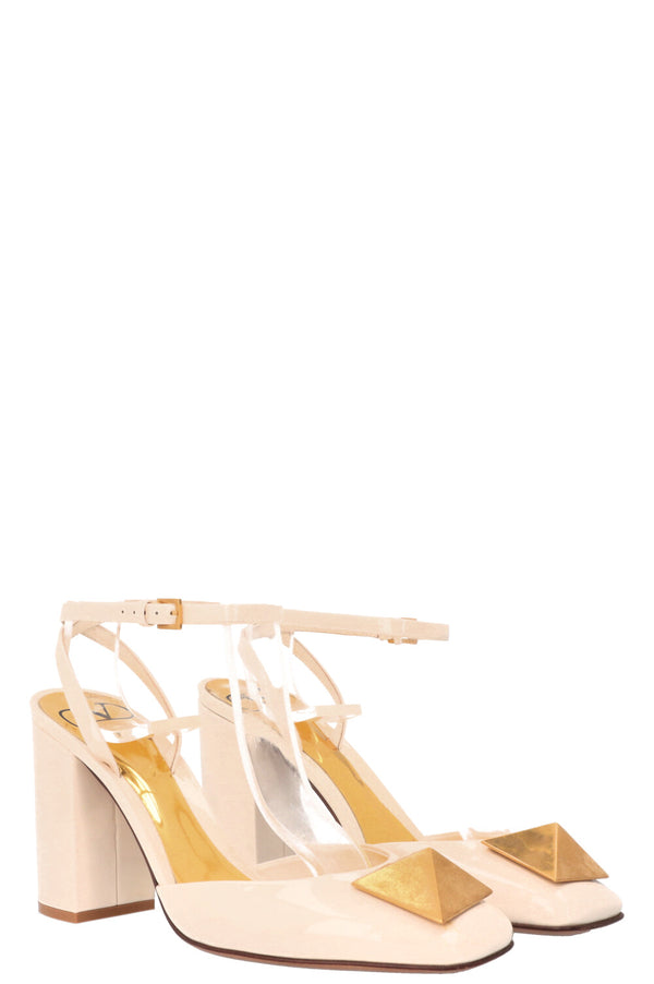 VALENTINO Single Roman Stud Heels Patent Ivory