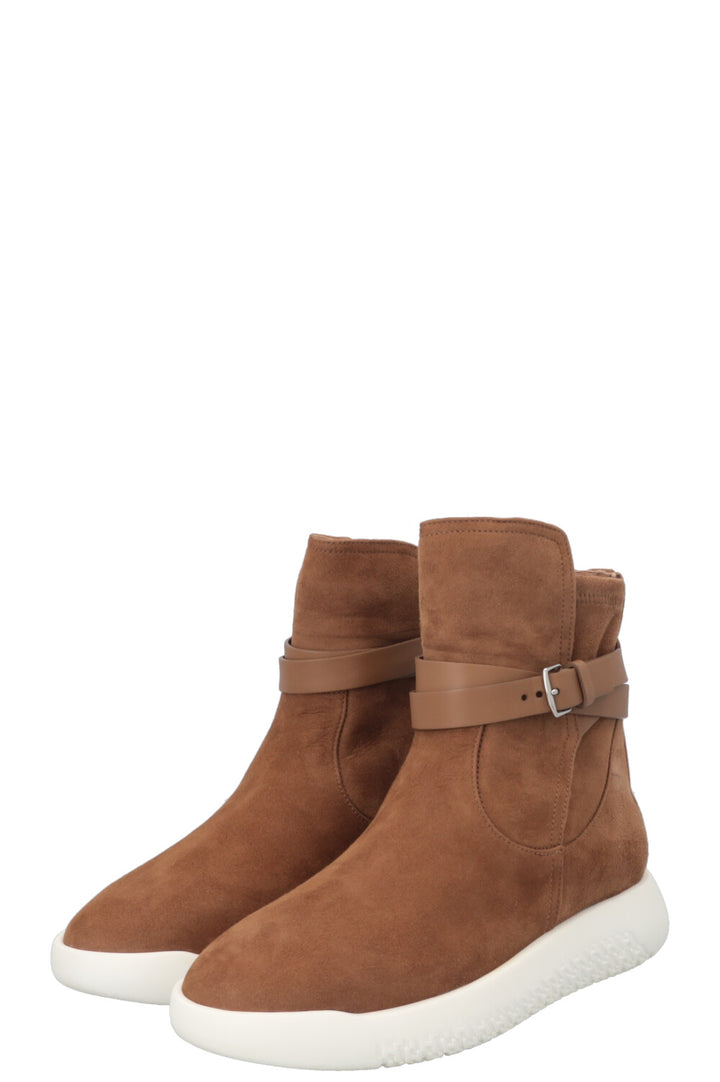 Bottes à boucle HERMÈS en daim marron