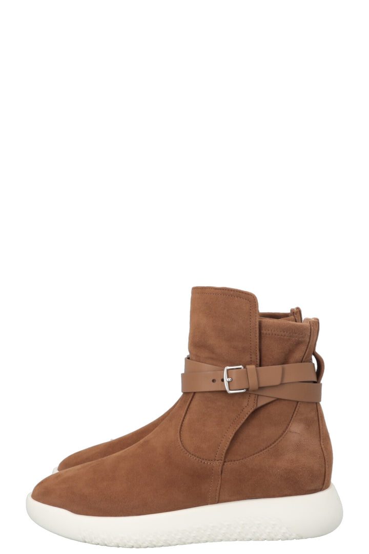 Bottes à boucle HERMÈS en daim marron