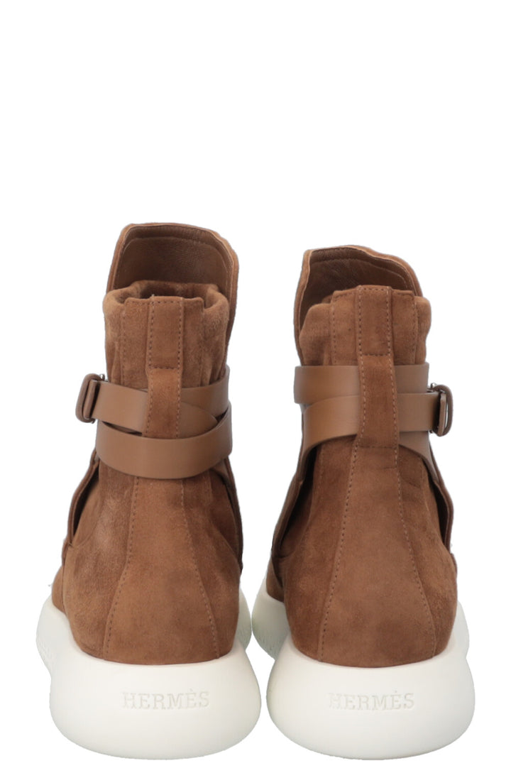 Bottes à boucle HERMÈS en daim marron
