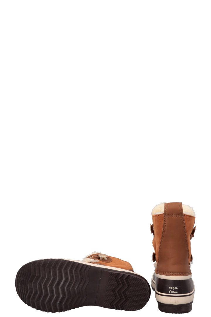 CHLOÉ x Sorel Shearling Boots Brown