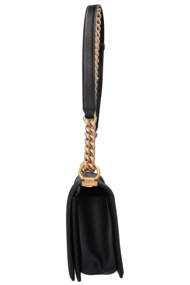 Sac à main CHANEL Boy moyen noir