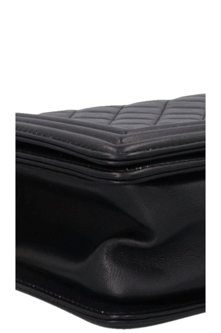 Sac à main CHANEL Boy moyen noir