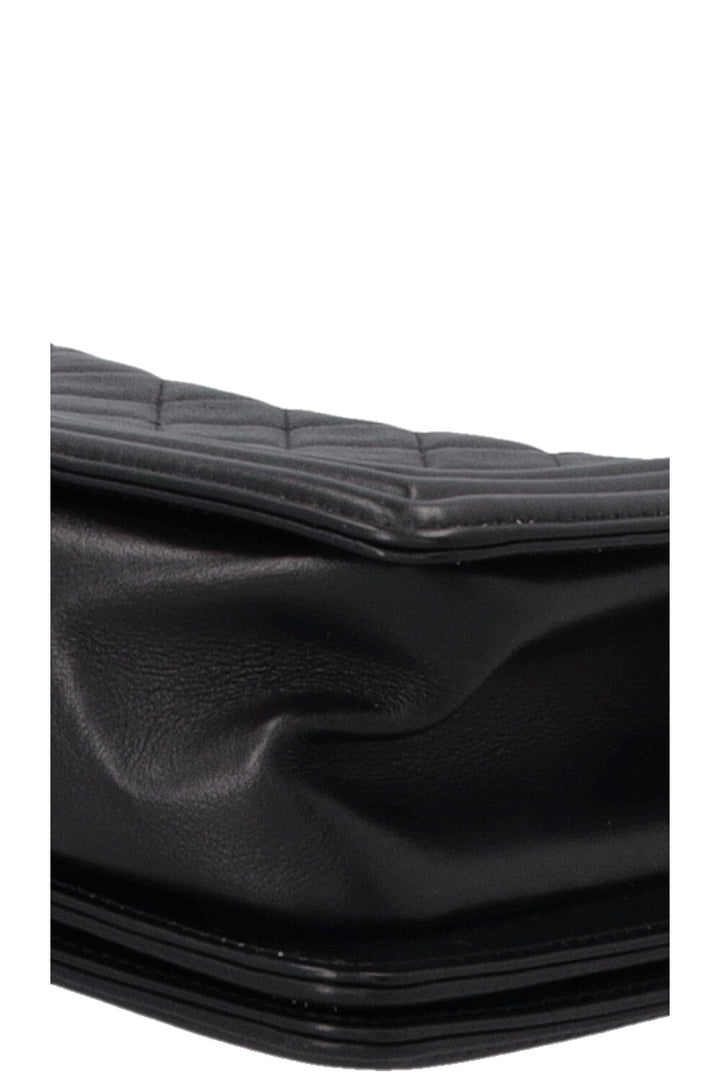 Sac à main CHANEL Boy moyen noir