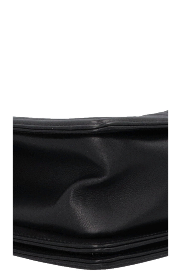 Sac à main CHANEL Boy moyen noir