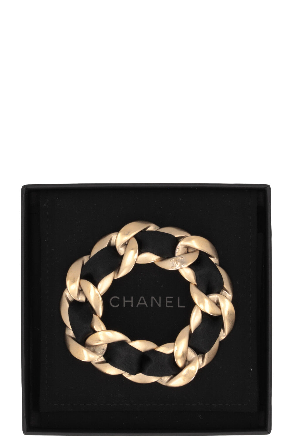 Bracelet CHANEL 2009 en satin et chaîne