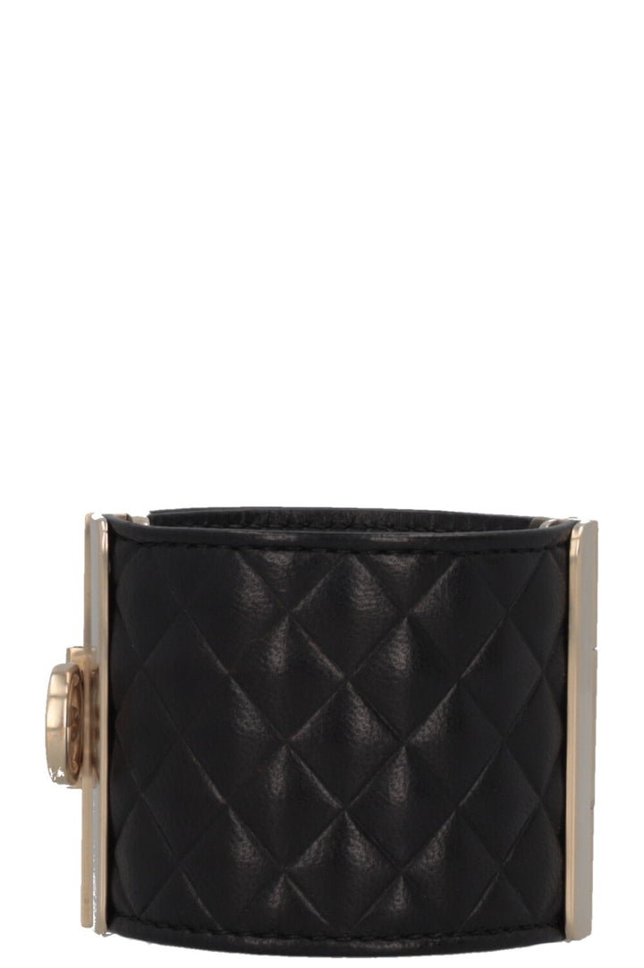 CHANEL 2017 Quilted CC Bracelet Leather Black