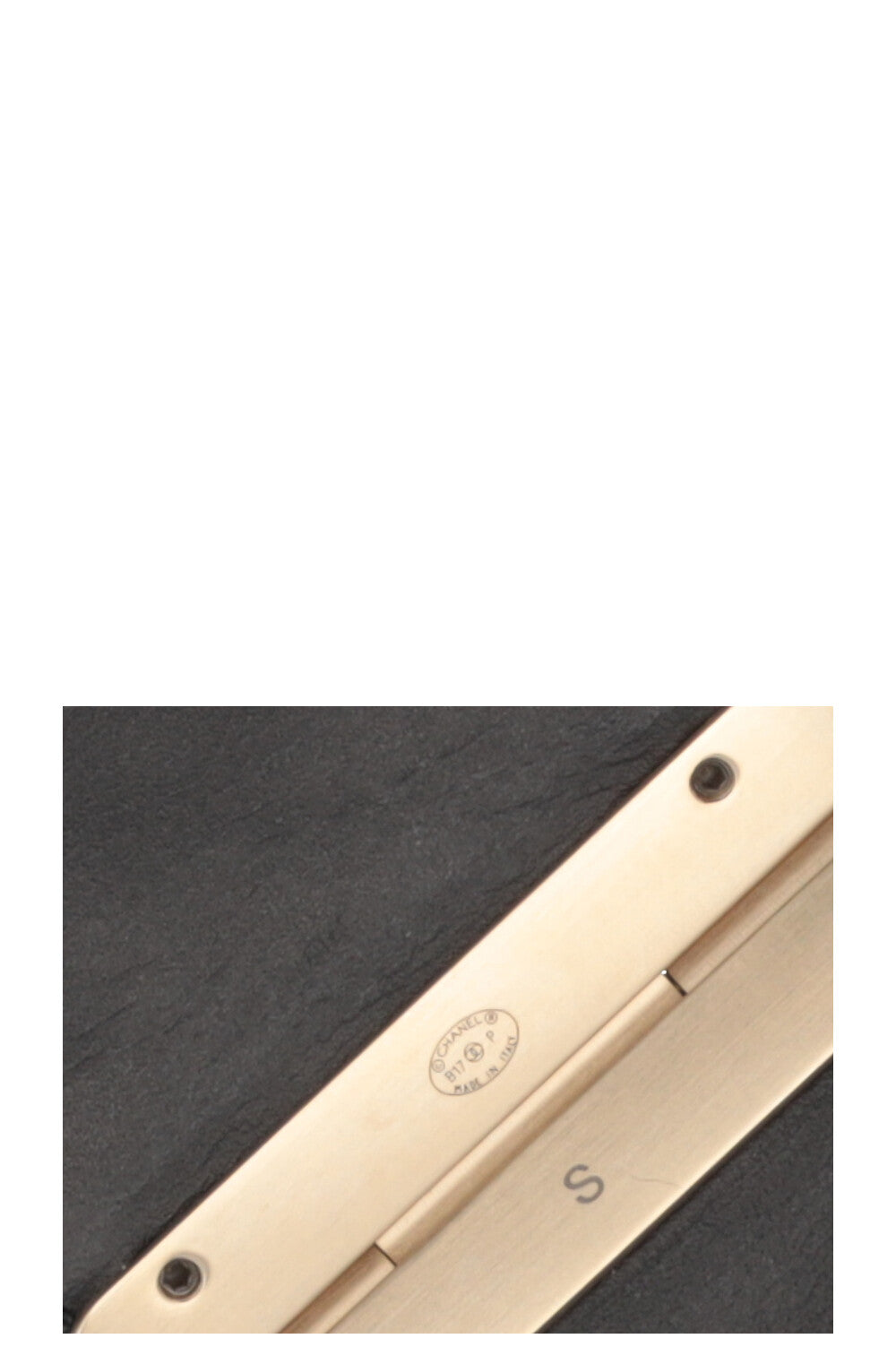 CHANEL 2017 Quilted CC Bracelet Leather Black