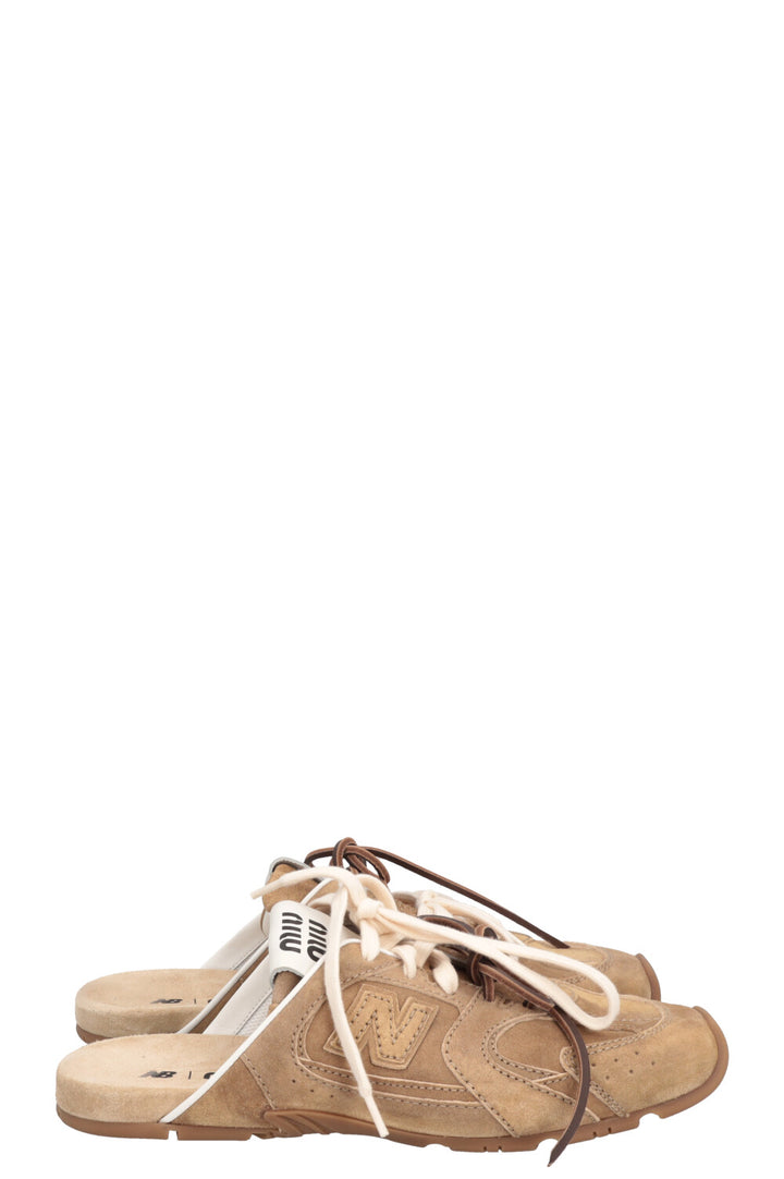 MIUMIU x NEW BALANCE Mules Suede Brown