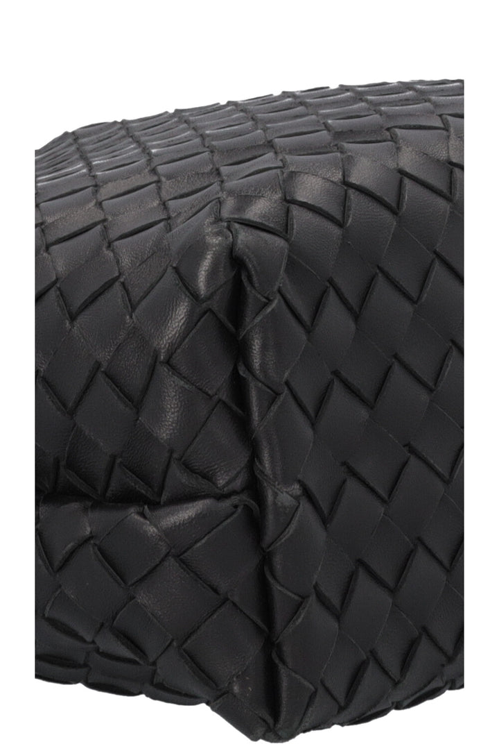 BOTTEGA VENETA Andiamo Bag Medium Black