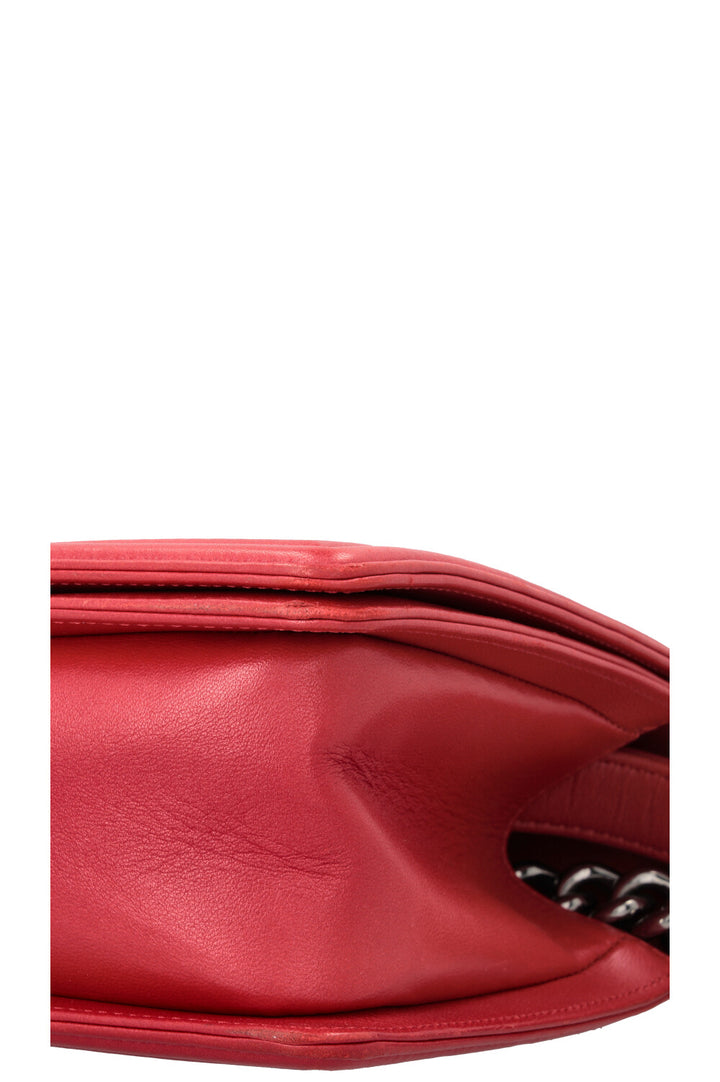 CHANEL Medium Boy Bag Lizzard Red