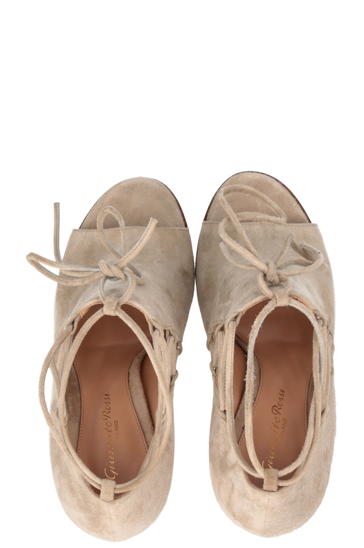 GIANVITO ROSSI Jennie Ankle Heels Suede Beige