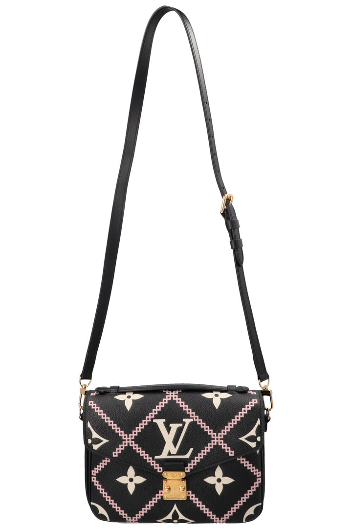 LOUIS VUITTON Pochette Metis Giant Broderies Empreinte Black
