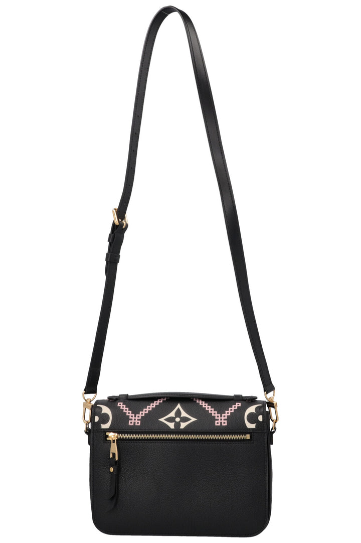 LOUIS VUITTON Pochette Metis Giant Broderies Empreinte Black