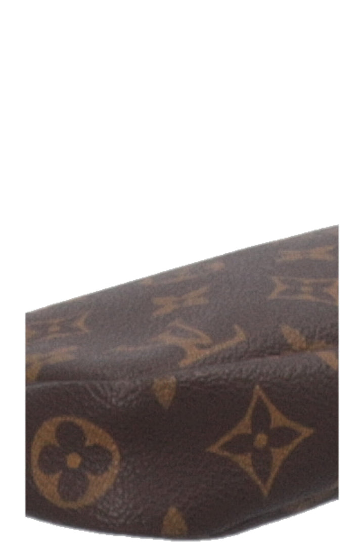 LOUIS VUITTON Pochette Accessories MNG