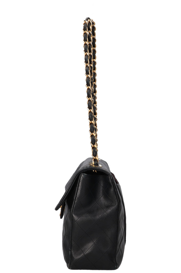 CHANEL Maxi Single Flap Cuir Noir Grand