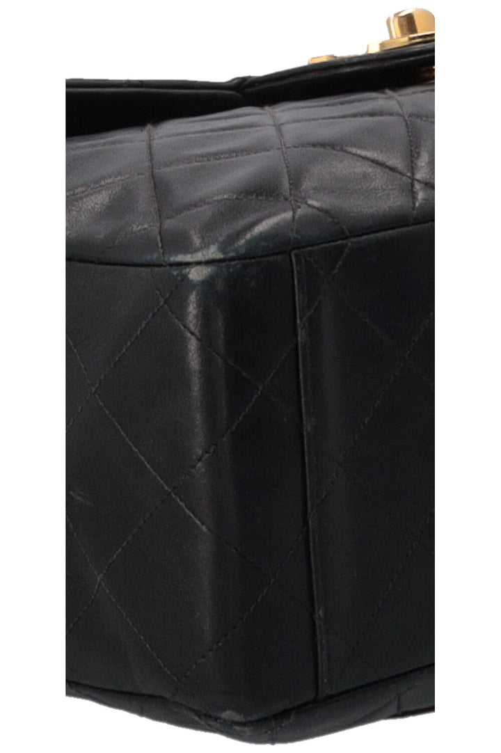 CHANEL Maxi Single Flap Cuir Noir Grand
