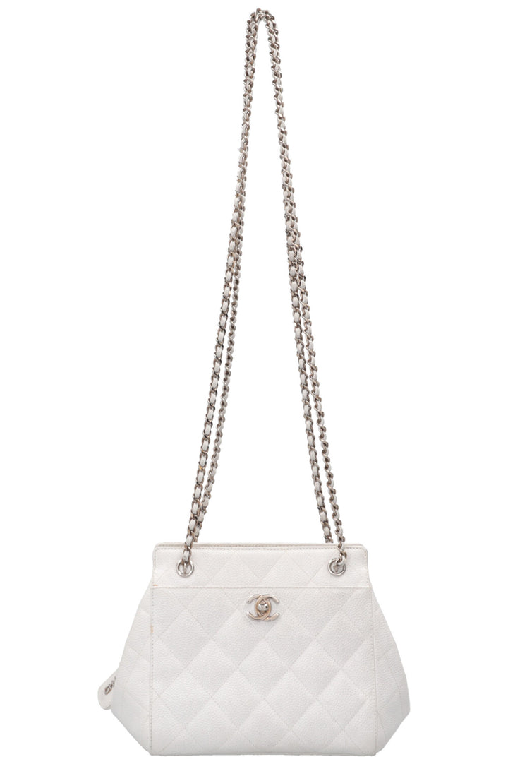 CHANEL Shoulder Bag Caviar White