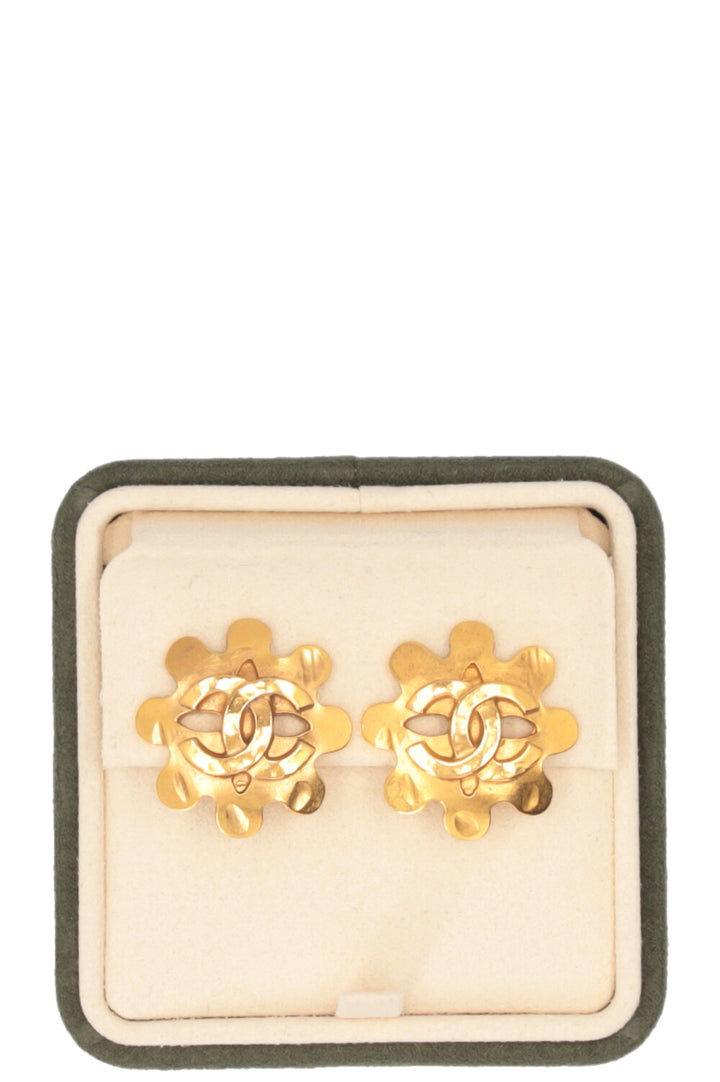 CHANEL 1994 CC Floral Ear Clips Gold