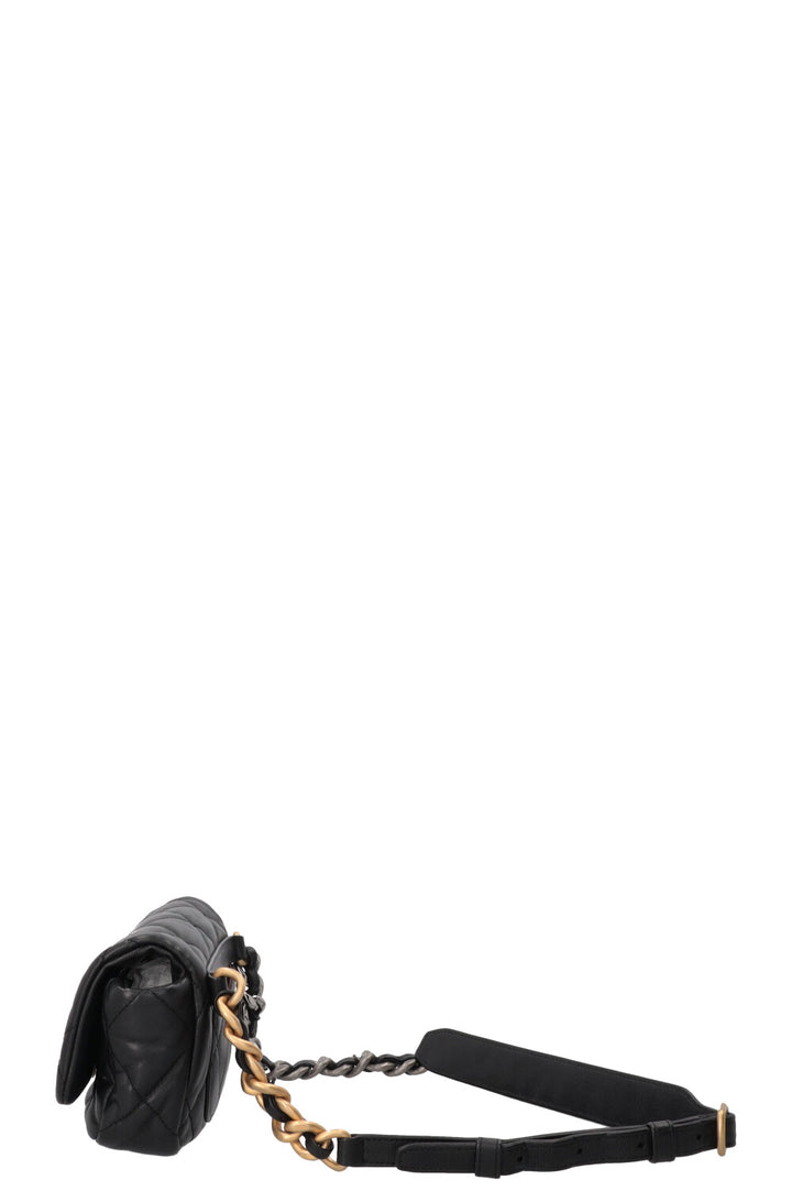 CHANEL 19 Belt Bag Leather Black