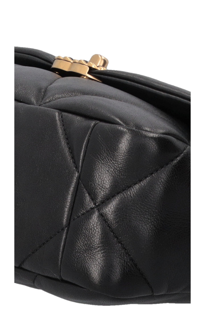 CHANEL 19 Bag Small Leather Black