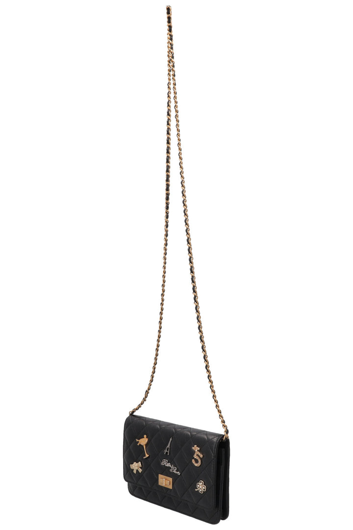 CHANEL 2.55 Reissue Lucky Charm WOC noir