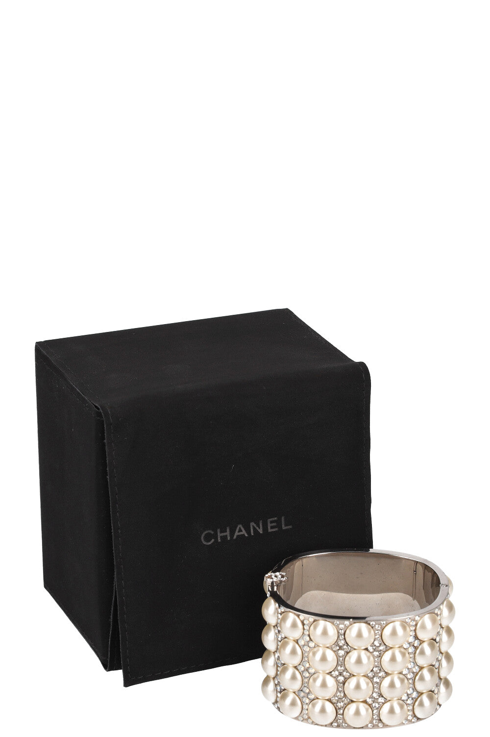 CHANEL 2017 Cuff Bracelet Faux-Pearls