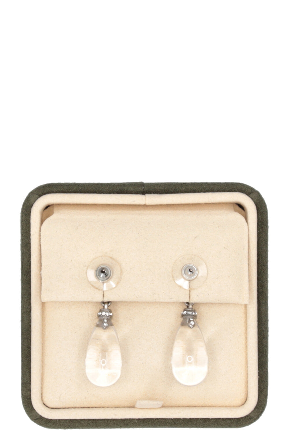 Boucles d'oreilles pendantes CC CHANEL 2018 en métal argenté