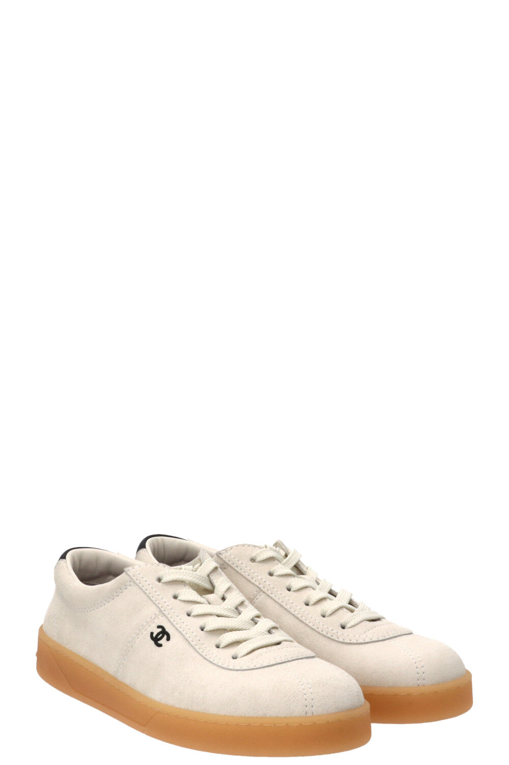 CHANEL 2026 Baskets Basses CC Daim Blanc