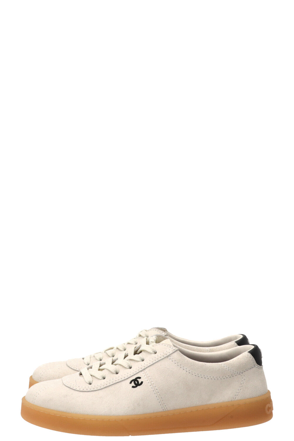 CHANEL 2026 Baskets Basses CC Daim Blanc