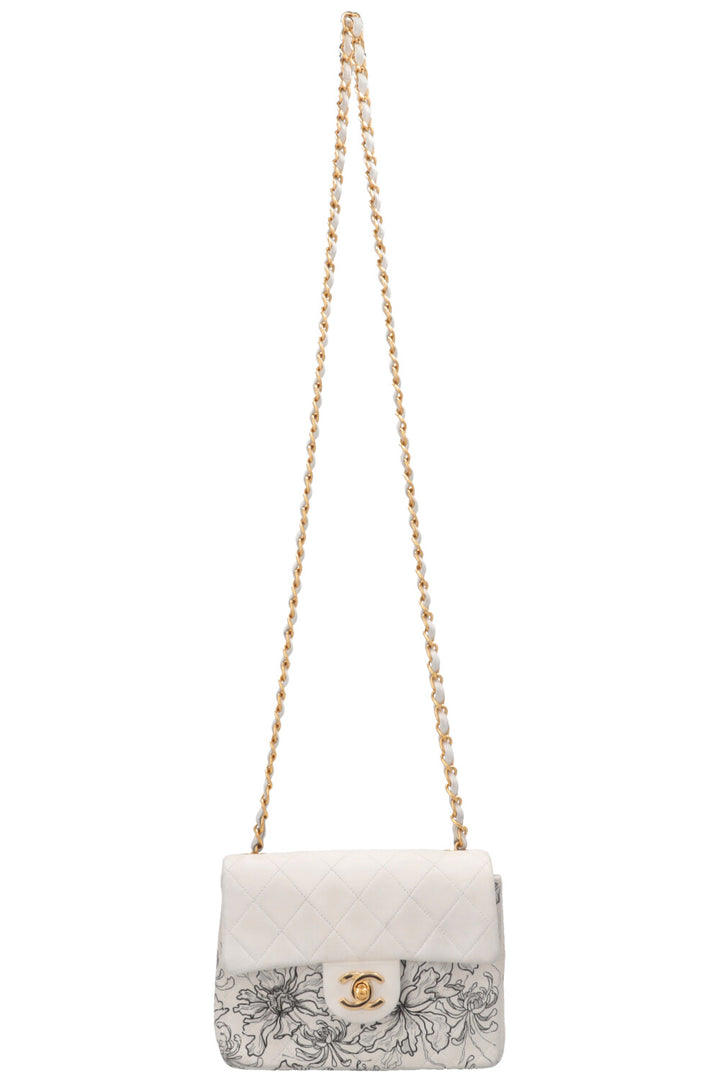 UNFOLD Artistic Chanel Single Flap Bag Small White