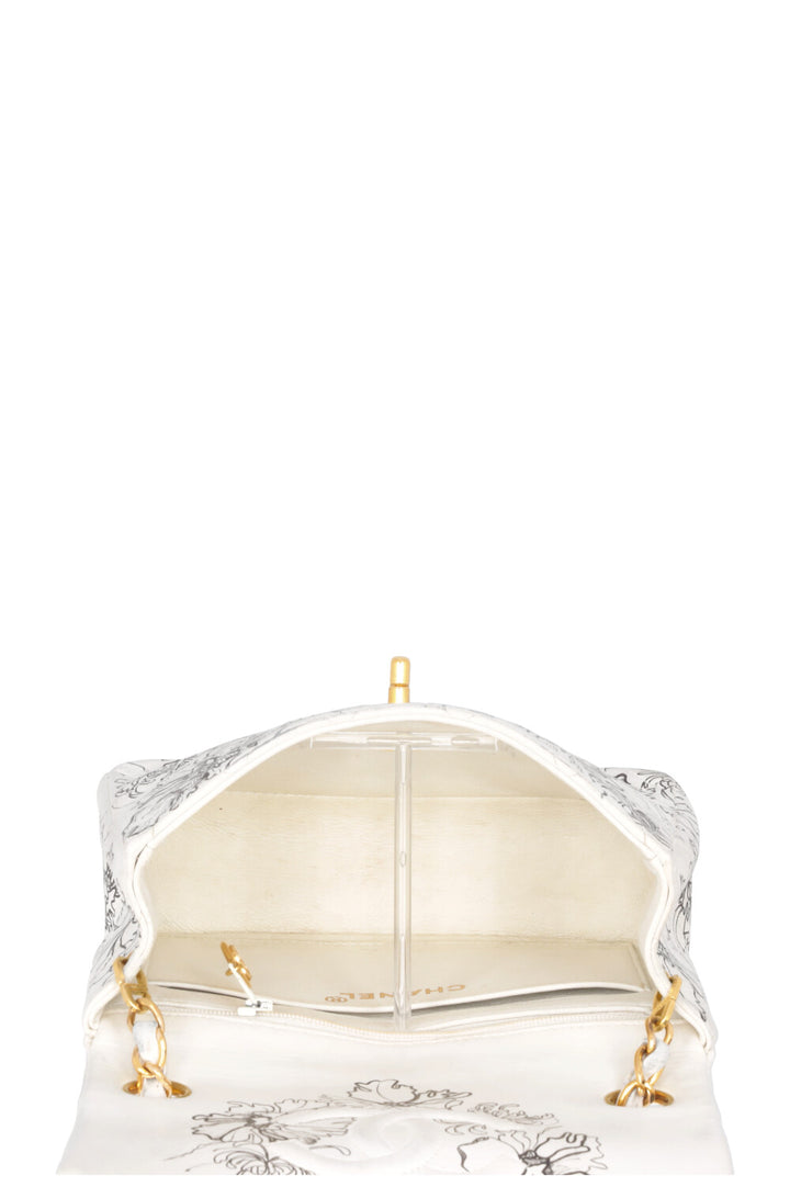 UNFOLD Artistic Chanel Single Flap Bag Small White