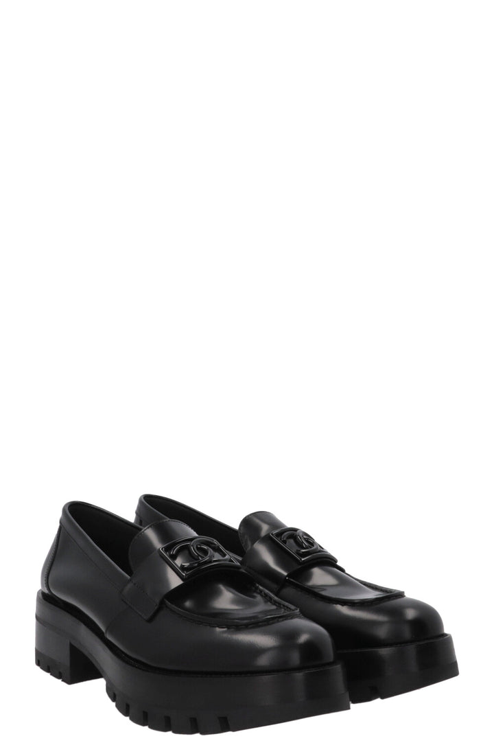 Mocassins chunky CC CHANEL en cuir noir