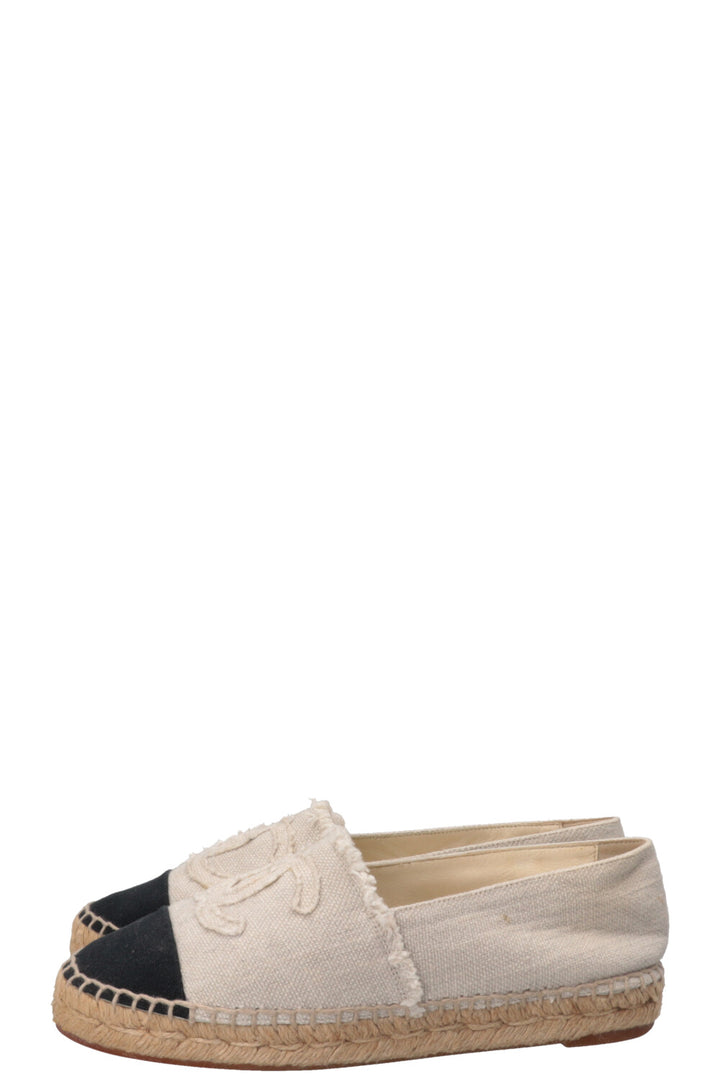 CHANEL CC Espadrilles Canvas Off-White Black