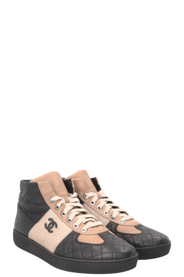 Chanel cc high top baskets nubuck beige noir