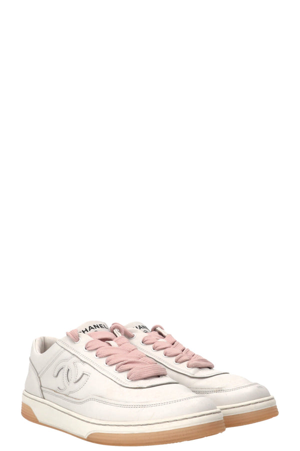 CHANEL CC Runner Sneaker White Pink