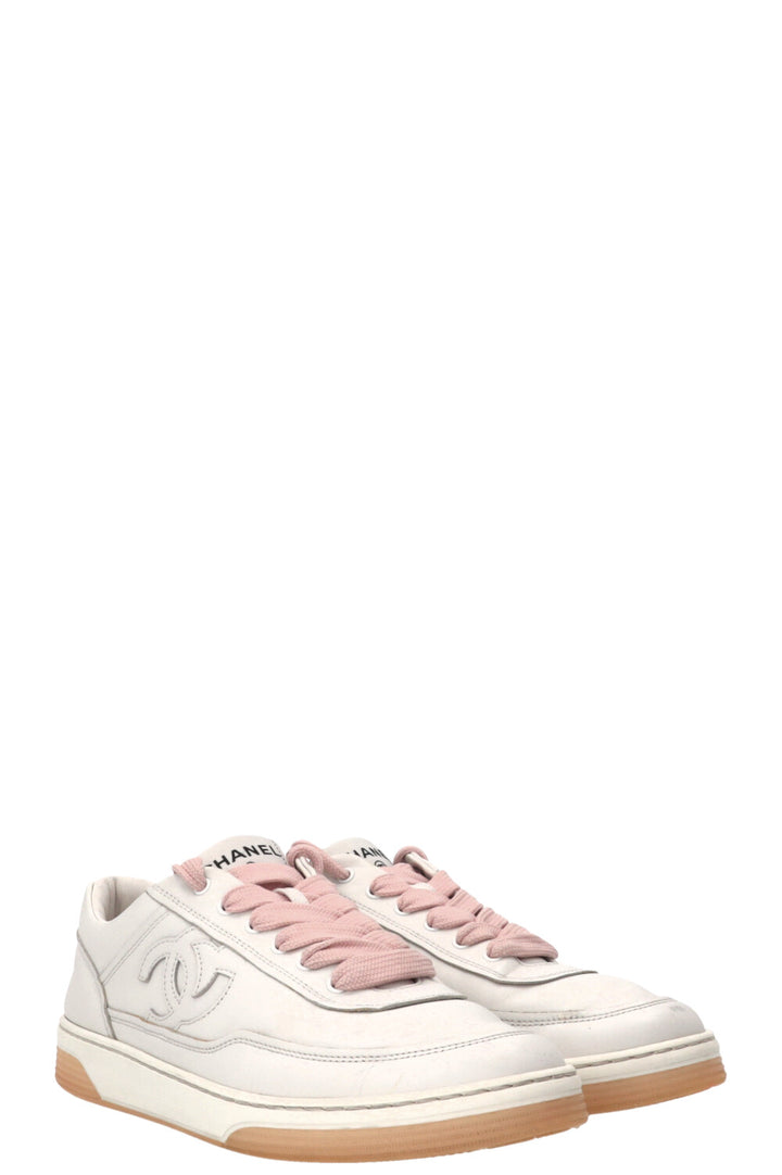 CHANEL CC Runner Sneaker White Pink